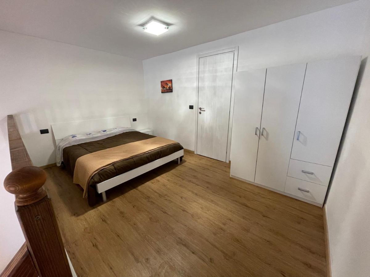 Apartamento Il Portico Vado Ligure Exterior foto
